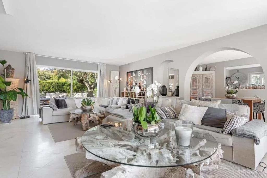 Grande Villa St-Tropez Area Avec Piscine Chauffee Ґассен Екстер'єр фото
