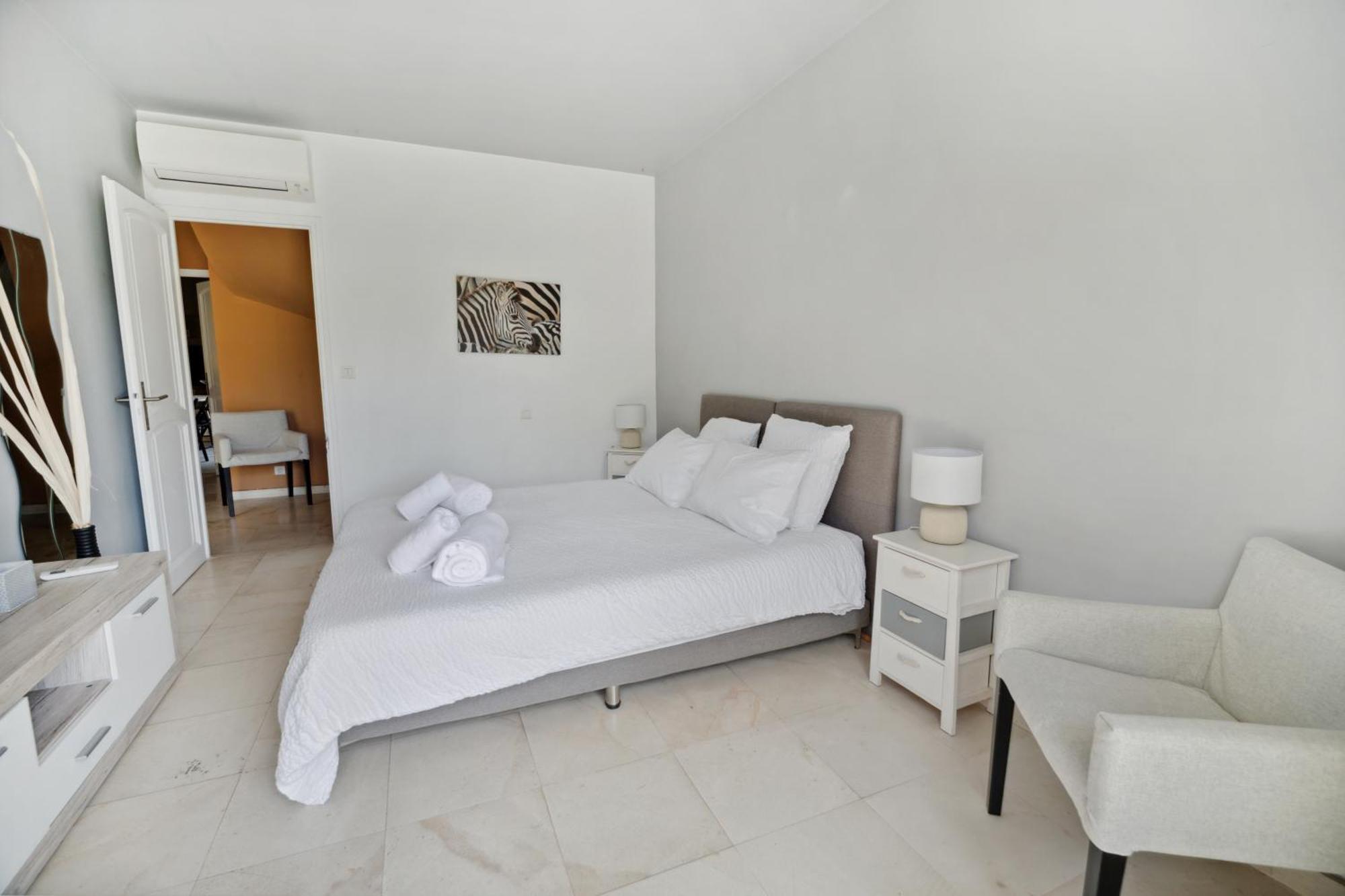 Grande Villa St-Tropez Area Avec Piscine Chauffee Ґассен Екстер'єр фото